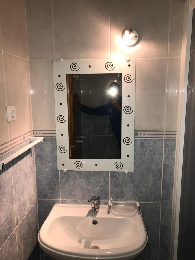 Lagos Royal Rooms And Suites Esterno foto