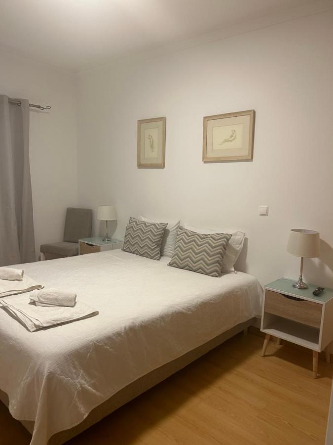 Lagos Royal Rooms And Suites Esterno foto